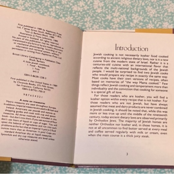 💙 Little Jewish Cookbook by Barbara Bloch - Picture 4 of 6